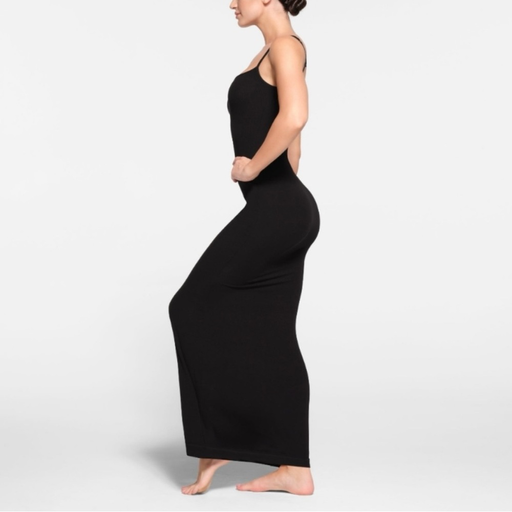 SKIMS Soft Lounge Long Dress – Black (Size S) 🌟 - Picture 2 of 3